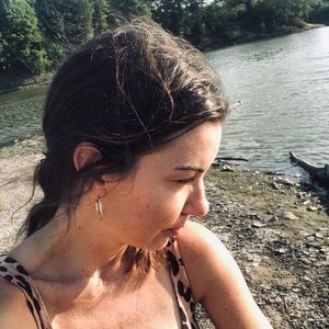 Meet your Posher, Naomi